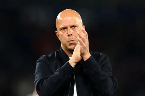 Liverpool đưa ra quyết định về tương lai Arne Slot 