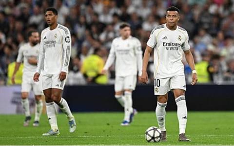 Alvaro Arbeloa chỉ trích trọng tài sau trận hòa Girona