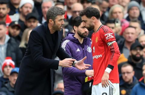 Bruno Fernandes mang tin vui cho NHM MU