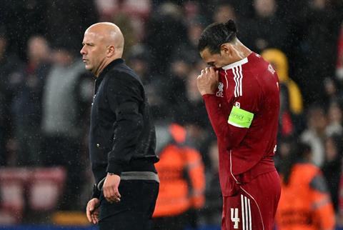 Arne Slot: "Liverpool có thể hưởng lợi từ việc bị loại khỏi C1"