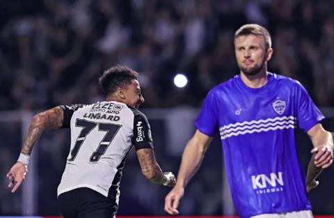 Jesse Lingard làm nên lịch sử cùng Corinthians