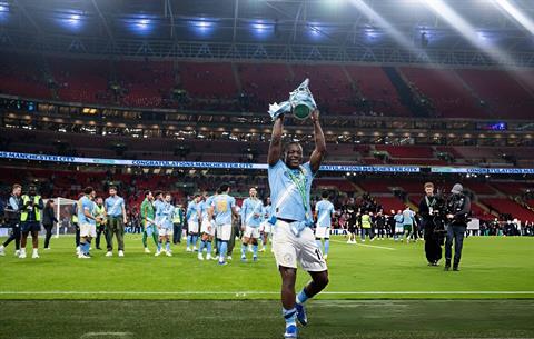 Doku: "Danh hiệu Carabao Cup thay đổi mọi thứ cho Man City"