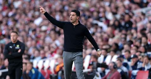 Arteta bức xúc: "Arsenal bị tước lợi thế ở 2 trận liên tiếp"