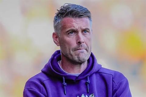 Wolves không hề chơi như một đội đã xuống hạng