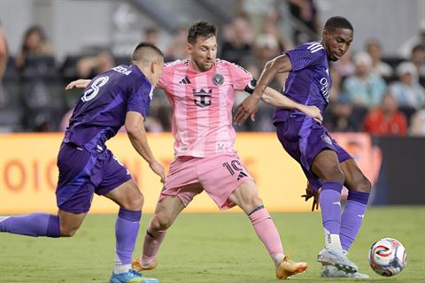 Đội của Messi thua ngược dù dẫn trước 3-0