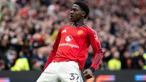 Roy Keane vẫn chưa bị thuyết phục bởi Kobbie Mainoo