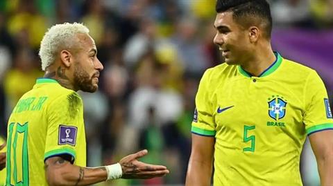 Casemiro ủng hộ Neymar dự World Cup 2026 với vai trò dự bị