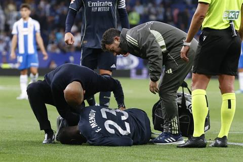 Sao Real Madrid chấn thương nặng, nghỉ thi đấu 5 tháng