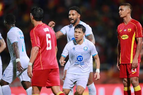 Nam Định thất thế trước Selangor ở bán kết Shopee Cup