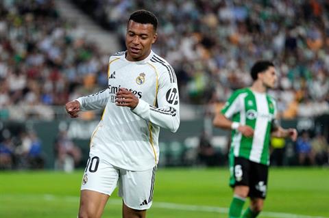 Mbappe chính thức vắng mặt ở El Clasico vì chấn thương