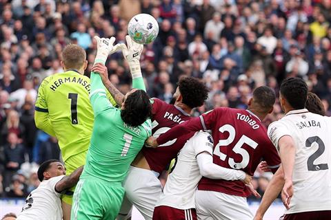 Arteta ca ngợi quyết định từ chối bàn thắng dũng cảm của trọng tài
