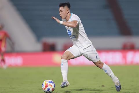 Lâm Ti Phông chỉ ra nguyên nhân khiến Nam Định gục ngã ở Shopee Cup