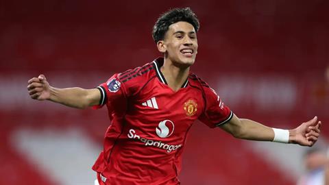 Thần đồng MU giành danh hiệu Cầu thủ U18 Premier League hay nhất