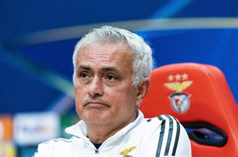 HLV Jose Mourinho lên tiếng về tương lai