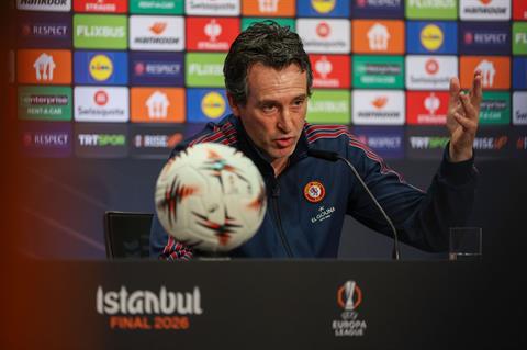 Unai Emery không dám nhận là "vua Europa League"