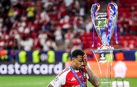Gabriel lên tiếng sau cú đá penalty hỏng trước PSG