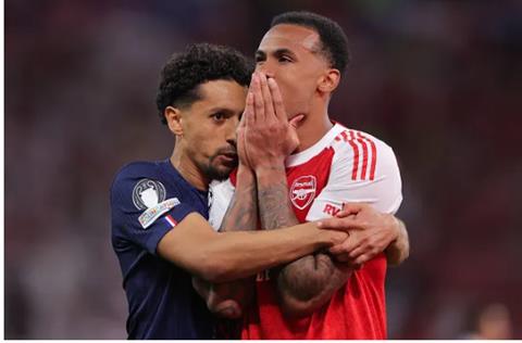 Noni Madueke đáng lẽ phải đá 11m cho Arsenal thay vì Gabriel Magalhaes