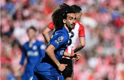 Chelsea đưa ra quyết định về tương lai Marc Cucurella