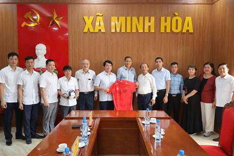 Nghĩa cử cao đẹp của HLV Mai Đức Chung khi về hưu
