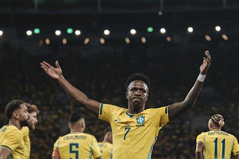 Raphinha tin Vinicius sẽ giúp Brazil vô địch World Cup 2026