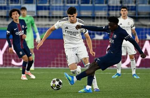 Arsenal chiêu mộ hậu vệ của PSG theo dạng chuyển nhượng tự do