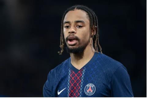 Bradley Barcola đòi rời PSG