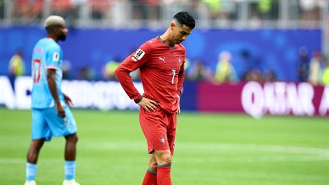 HLV Martinez lên tiếng bảo vệ Cristiano Ronaldo sau trận hòa thất vọng với Congo