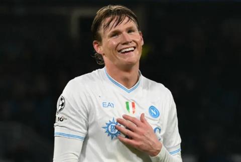 Jose Mourinho thúc giục Real Madrid chiêu mộ Scott McTominay 