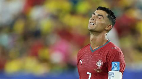 HLV Bồ Đào Nha lên tiếng về việc sử dụng Ronaldo nhiều quá mức