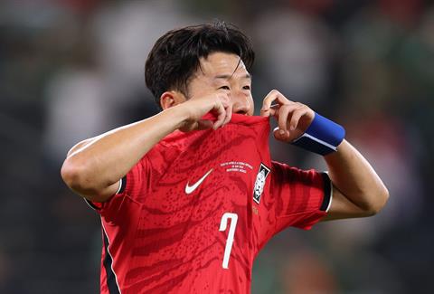 Son Heung Min chưa thể chấp nhận việc Hàn Quốc bị loại