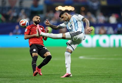 Romero cảnh báo hàng thủ Argentina trước đại chiến Thụy Sĩ