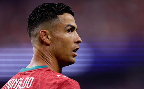 Tân HLV ĐT Bồ Đào Nha tiếp tục trọng dụng Ronaldo