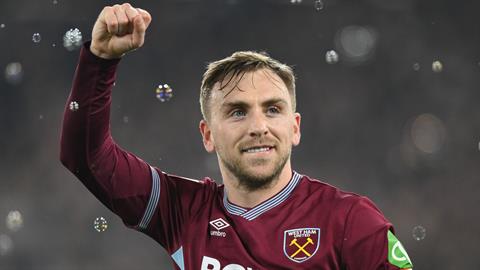 Jarrod Bowen cam kết tương lai với West Ham
