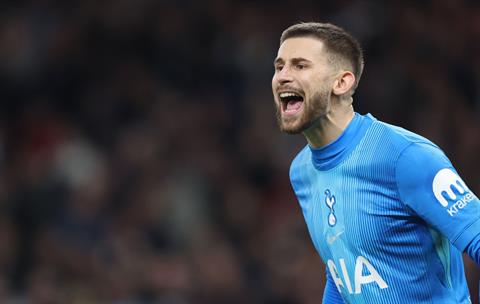 Guglielmo Vicario bị loại khỏi chuyến du đấu mùa hè của Tottenham