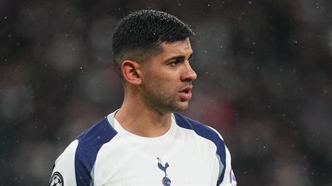 Inter xác nhận quan tâm đội trưởng Cristian Romero của Tottenham