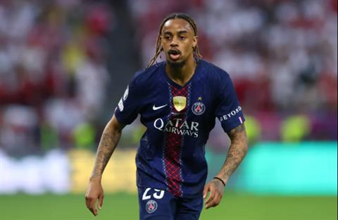 Bradley Barcola đồng ý tới Liverpool