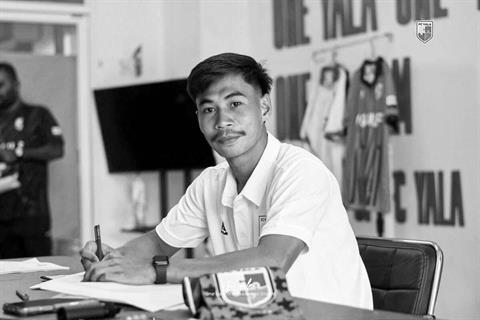 Tiền đạo Thái Lan bị sét đánh tử vong sau 6 ngày đến CLB mới