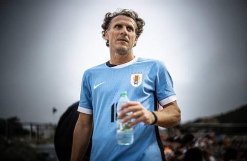 Cựu sao MU chính thức được bổ nhiệm dẫn dắt ĐT Uruguay