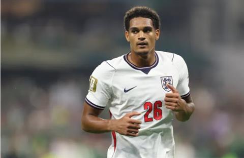Arsenal chiêu mộ Jarell Quansah nâng cấp hàng thủ