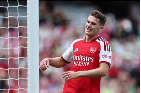 Viktor Gyokeres lên tiếng về tương lai