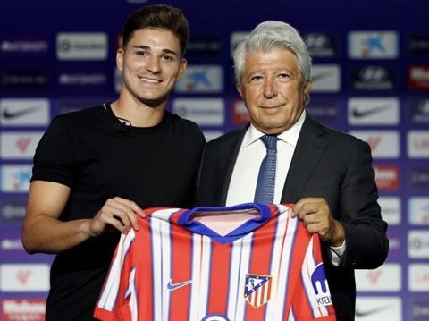 Julian Alvarez vắng mặt ở trận mở màn La Liga của Atletico Madrid
