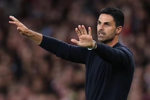 Neville: “Từ kẻ học việc, Arteta giờ đã trở thành bậc thầy”