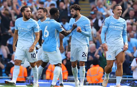 Josko Gvardiol lên tiếng sau màn hóa người hùng cho Man City