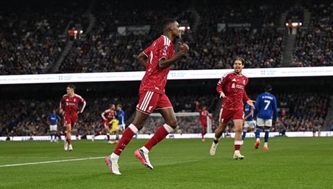 Alexander Isak lên tiếng sau khởi đầu thuận lợi ở mùa giải mới