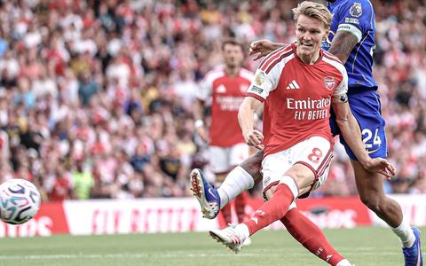 Arteta thắng Alonso: Arsenal đã ở một đẳng cấp khác?