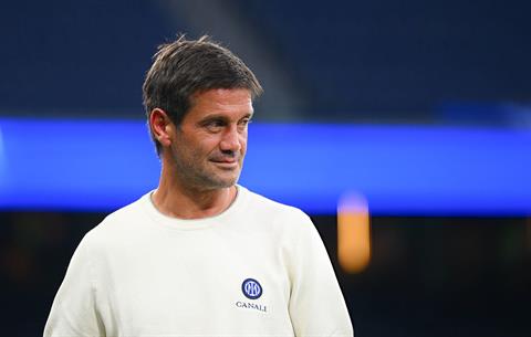 HLV Inter Milan tri ân thầy cũ Mourinho trước trận đấu Real Madrid