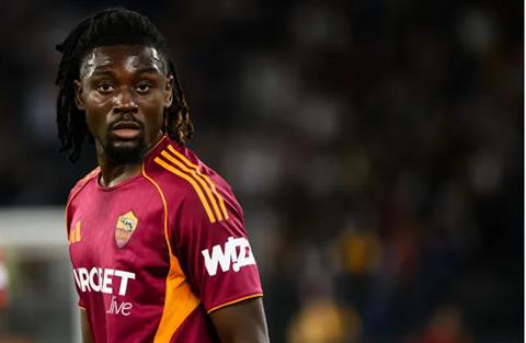 Liverpool cũng theo đuổi Lamine Camara và Manu Kone