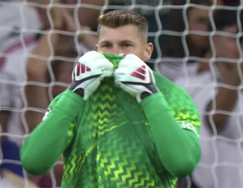 Thủ môn Inter Milan hóa Karius trong trận đấu Real Madrid
