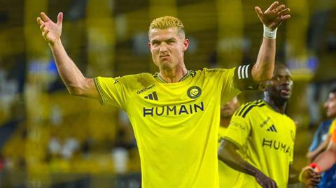 Ronaldo cán mốc 979 bàn, Al-Nassr trở lại quỹ đạo chiến thắng