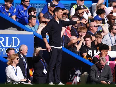 Chelsea phá kỷ lục 65 năm sau màn sụp đổ trước Hull
